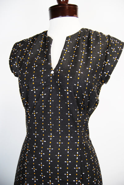 The Lipstick Vogue Dress - Deco Print